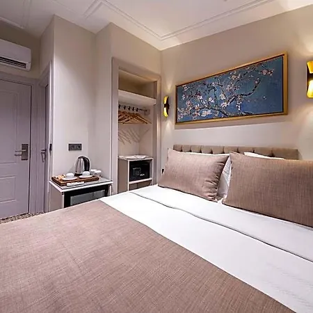 호텔 Pera Luna Premium 4*