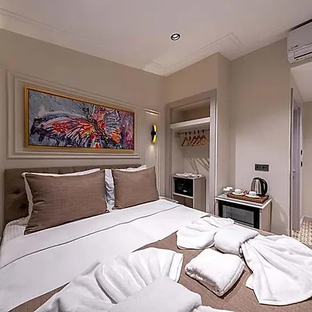 Pera Luna Premium 4*