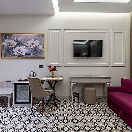 Pera Luna Premium 4*