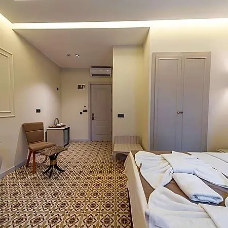 Pera Luna Premium 4* 이스탄불
