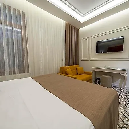 Pera Luna Premium 4*