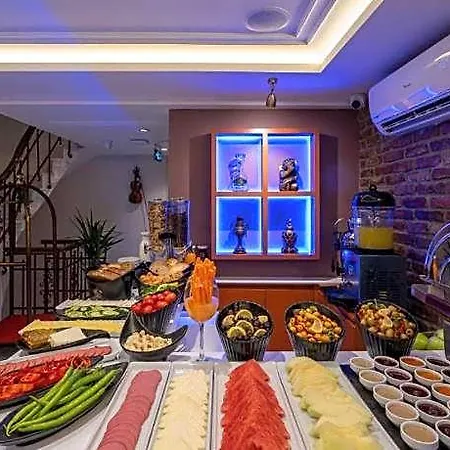 Peraluna Premium Hotel 4*