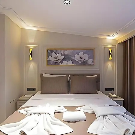 Peraluna Premium Hotel Istanbul