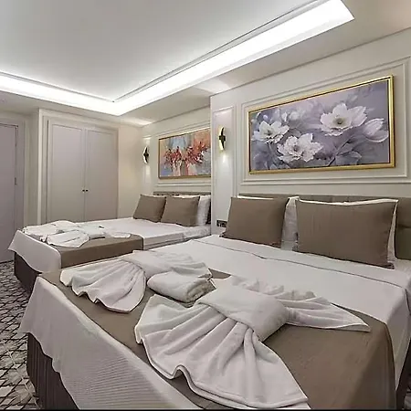 Pera Luna Premium Ξενοδοχείο 4*