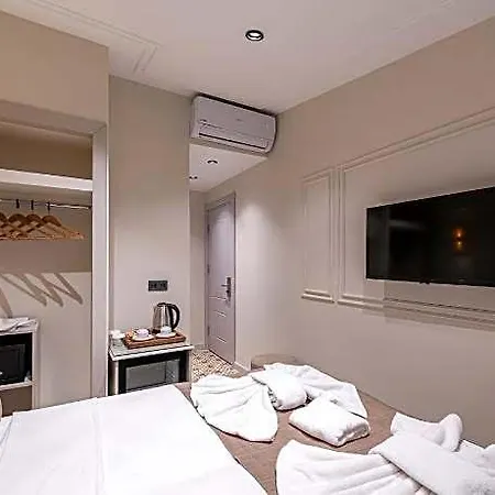 Peraluna Premium 4*